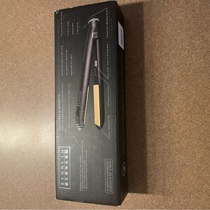 Kenneth Bernard Professional Hair Straightener